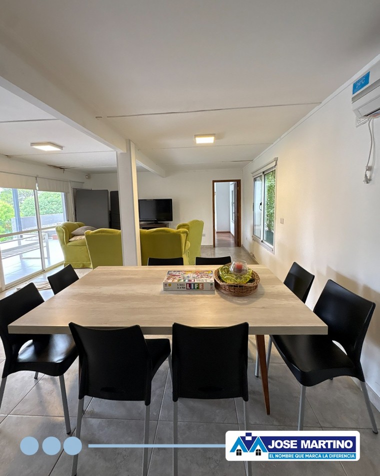 CASA EN VENTA A METROS DEL LAGO