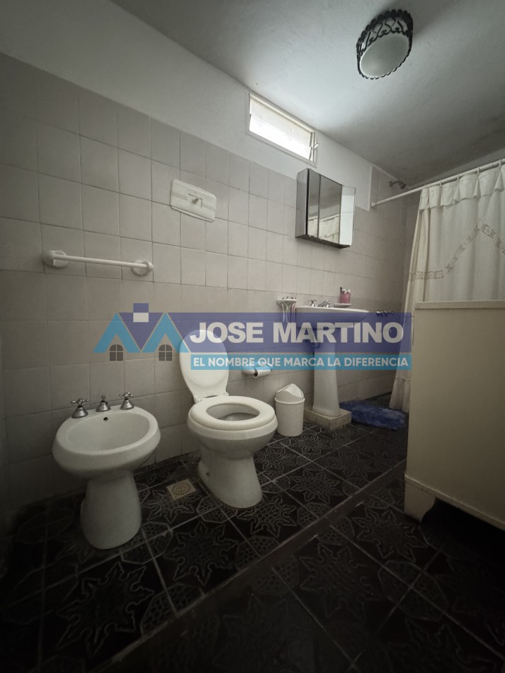 CASA CON BAJADA AL LAGO EN VILLA GUADALUPE