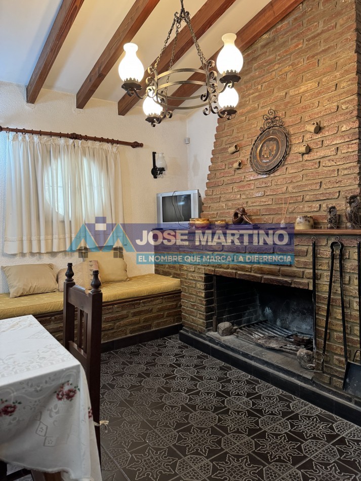 CASA CON BAJADA AL LAGO EN VILLA GUADALUPE