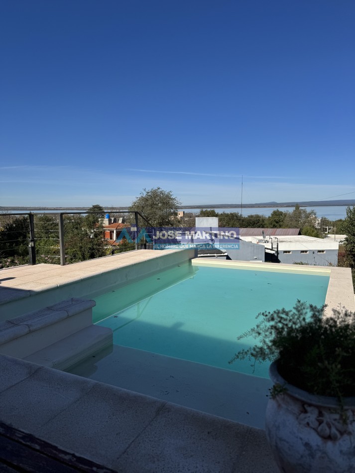CASA EN VILLA NATURALEZA CON IMEJORABLE VISTA