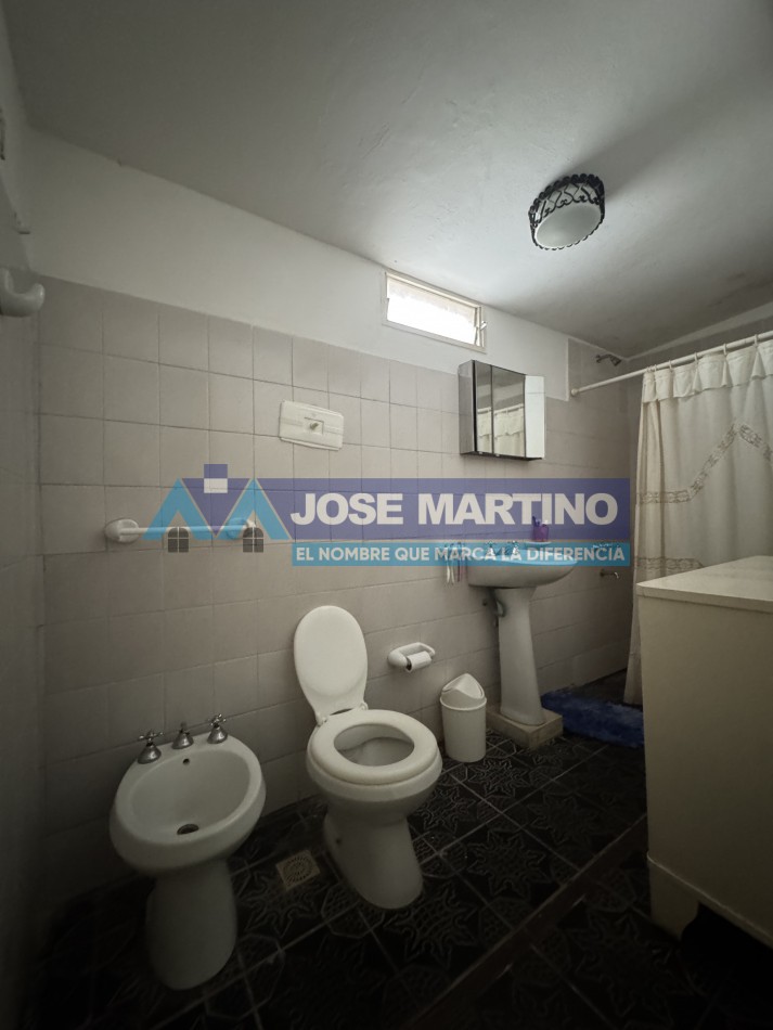 CASA CON BAJADA AL LAGO EN VILLA GUADALUPE