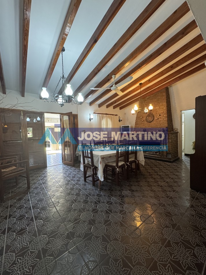 CASA CON BAJADA AL LAGO EN VILLA GUADALUPE