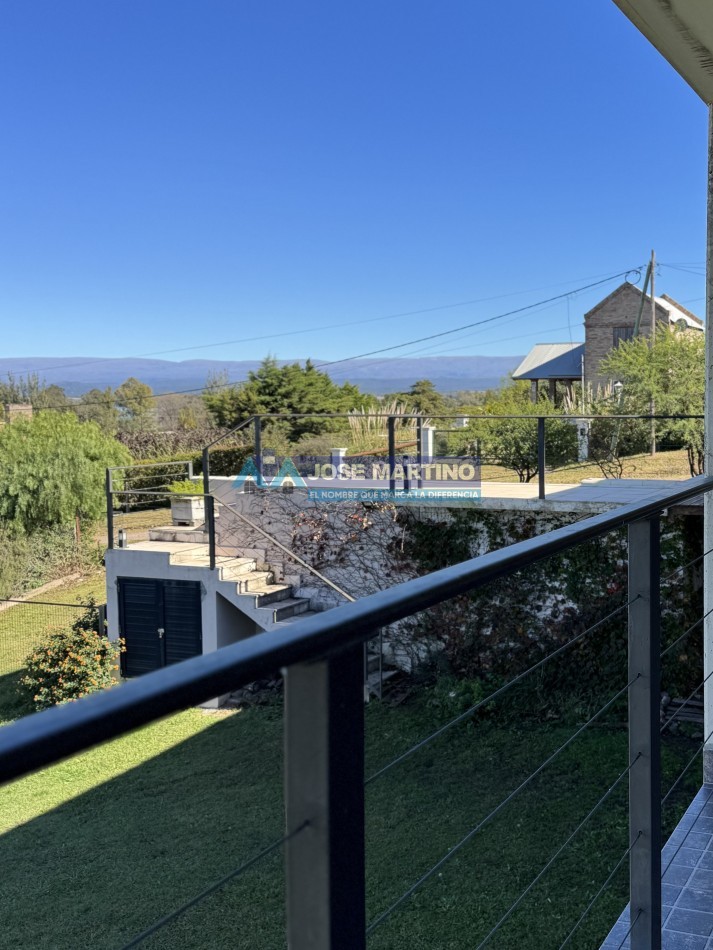 CASA EN VILLA NATURALEZA CON IMEJORABLE VISTA