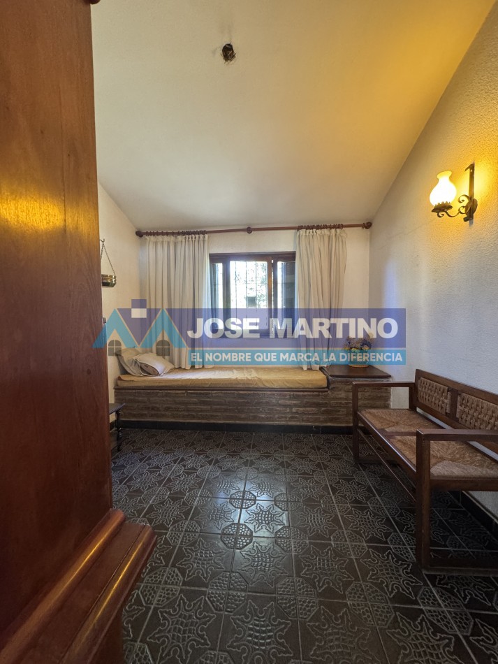 CASA CON BAJADA AL LAGO EN VILLA GUADALUPE