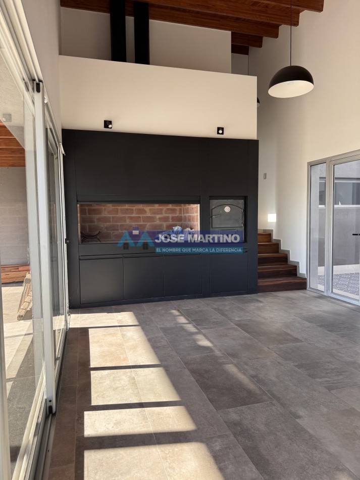 CASA DE CATEGORIA