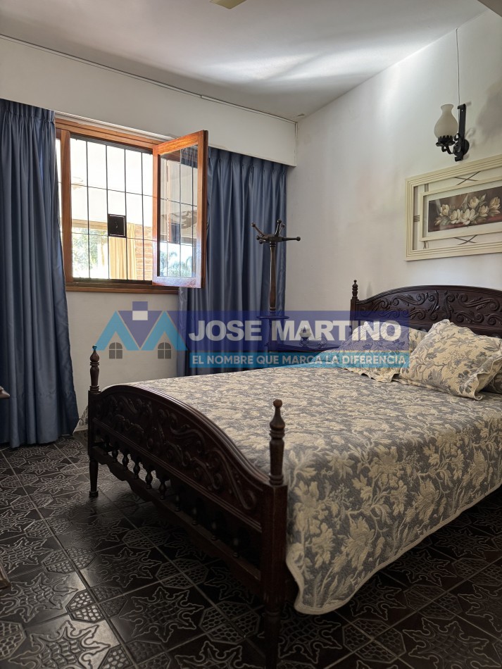 CASA CON BAJADA AL LAGO EN VILLA GUADALUPE