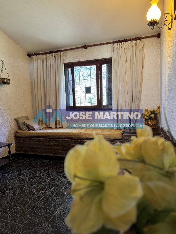CASA CON BAJADA AL LAGO EN VILLA GUADALUPE